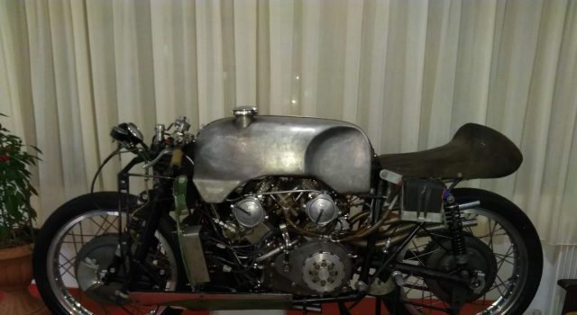 Un grande abbraccio alla famiglia Todero Moto Guzzi V8 al Uinterparty 2018